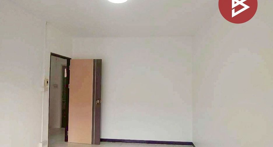 Casa adosada en venta de 3 habitaciones en Mueang Samut Sakhon, Samut Sakhon