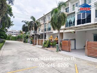Casa adosada en venta de 4 habitaciones en Khan Na Yao, Bangkok