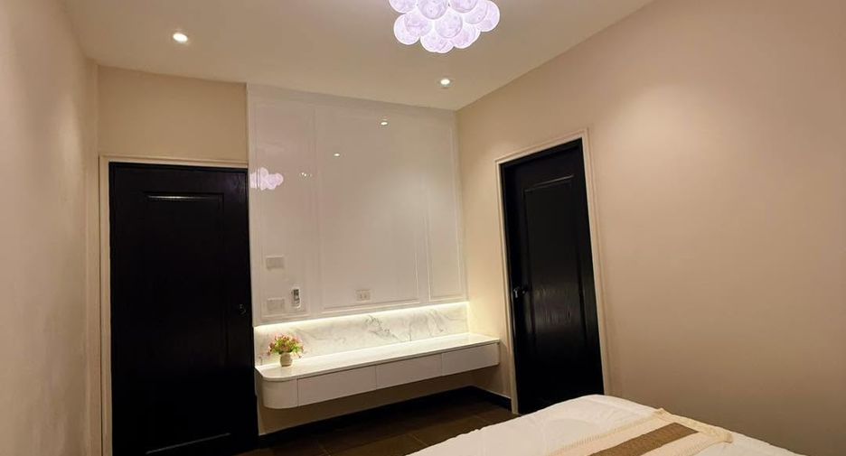 For sale 3 bedrooms villa in East Pattaya, Pattaya