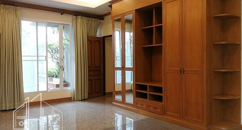 Condo en alquiler de 2 habitaciones en Watthana, Bangkok