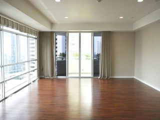 ให้เช่า 3 ห้องนอน คอนโด ใน วัฒนา, กรุงเทพฯ