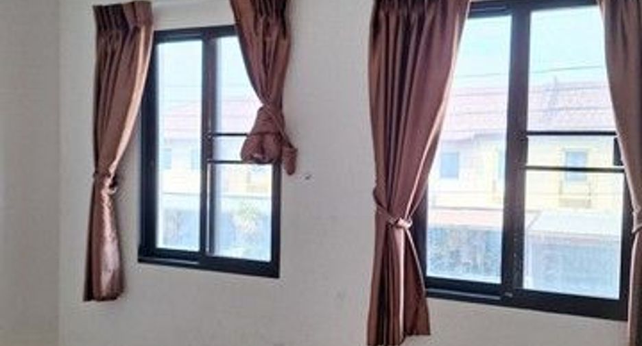 Reihenhaus zum Kauf mit 4 Zimmer in Saphan Sung, Bangkok