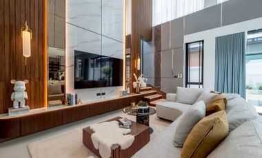For sale 5 bedrooms villa in East Pattaya, Pattaya
