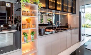 For sale 5 bedrooms villa in East Pattaya, Pattaya