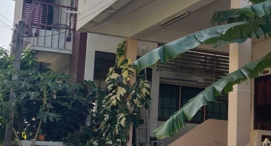 Reihenhaus zum Kauf mit 2 Zimmer in Bang Kruai, Nonthaburi