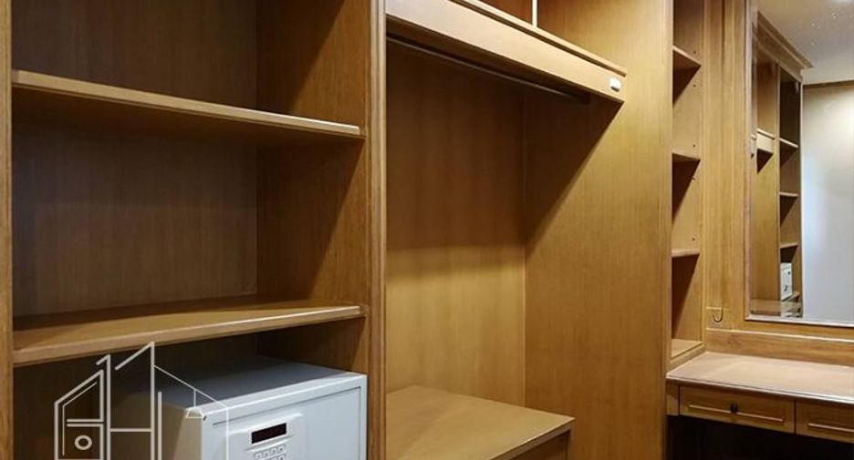 Аренда 2 спальни кондо в Щаттхана, Бангкок