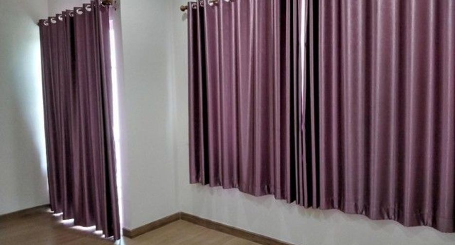 For sale 4 bedrooms townhouse in Prawet, Bangkok