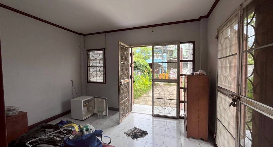 À vendre 2 chambres maison à Nakhon Chai Si, Nakhon Pathom