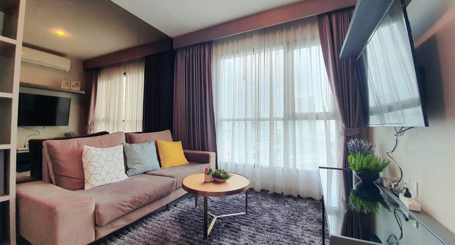 For rent 2 bedrooms condo in Khlong Toei, Bangkok