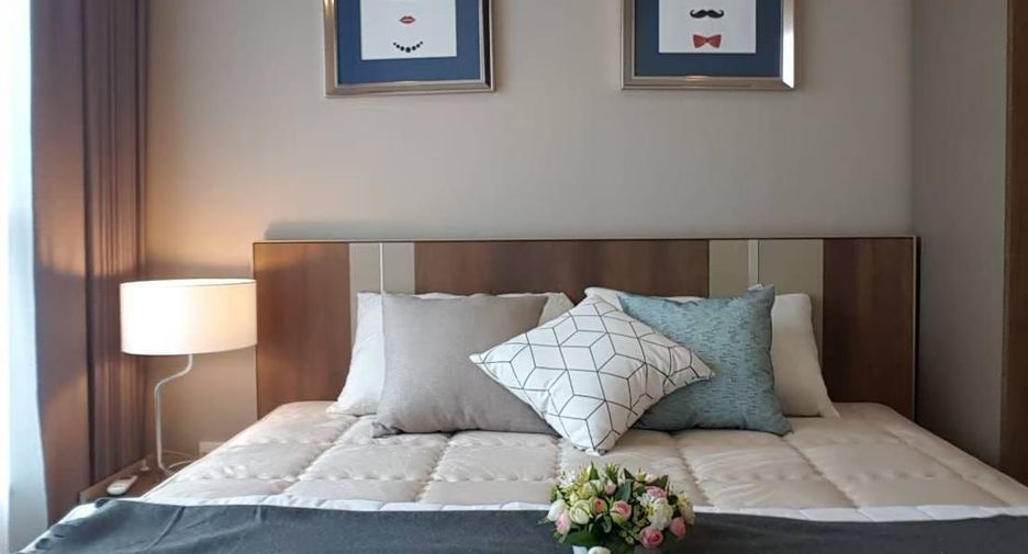 For rent 2 bedrooms condo in Khlong Toei, Bangkok
