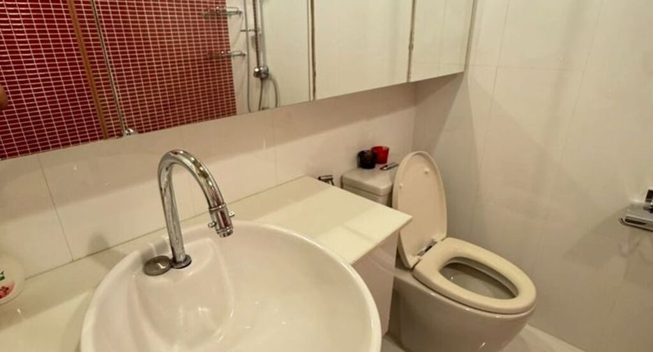 For rent 1 Beds condo in Huai Khwang, Bangkok