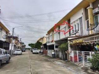 出售 4 卧室 联排别墅 在 Sai Mai, 曼谷