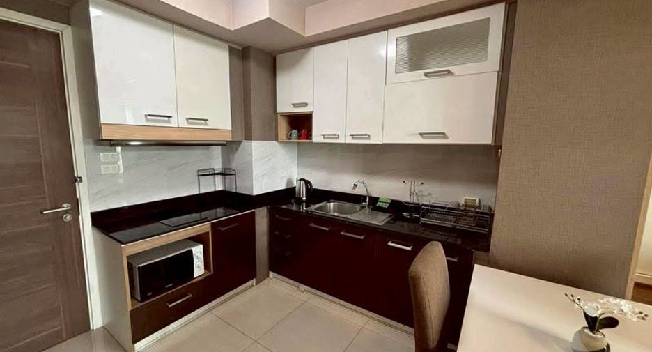 À louer 2 chambres condo à Mueang Chiang Mai, Chiang Mai