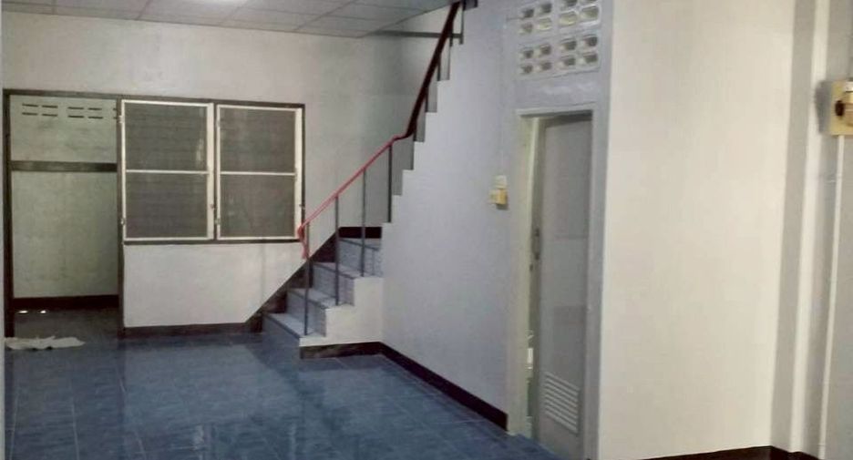 For sale 2 bedrooms townhouse in Mueang Kanchanaburi, Kanchanaburi