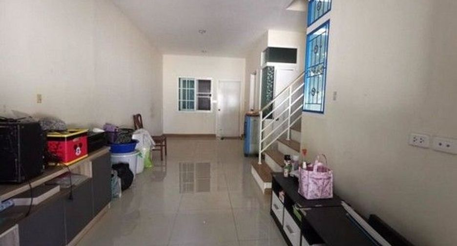 Reihenhaus zum Kauf mit 4 Zimmer in Nong Khaem, Bangkok
