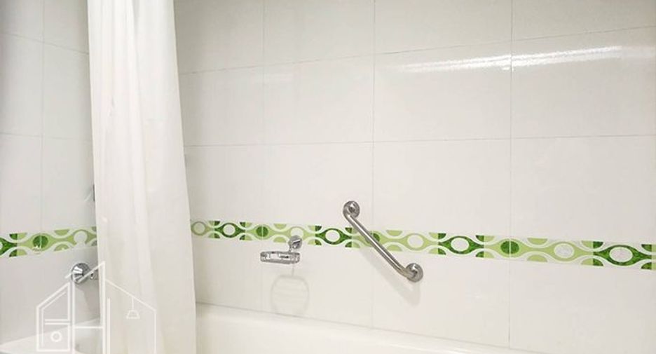 Аренда и продажа 2 спальни кондо в Кхлонг Тоеи, Бангкок