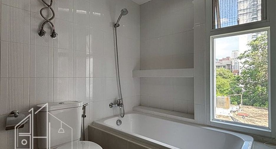 Аренда 3 спальни кондо в Щаттхана, Бангкок