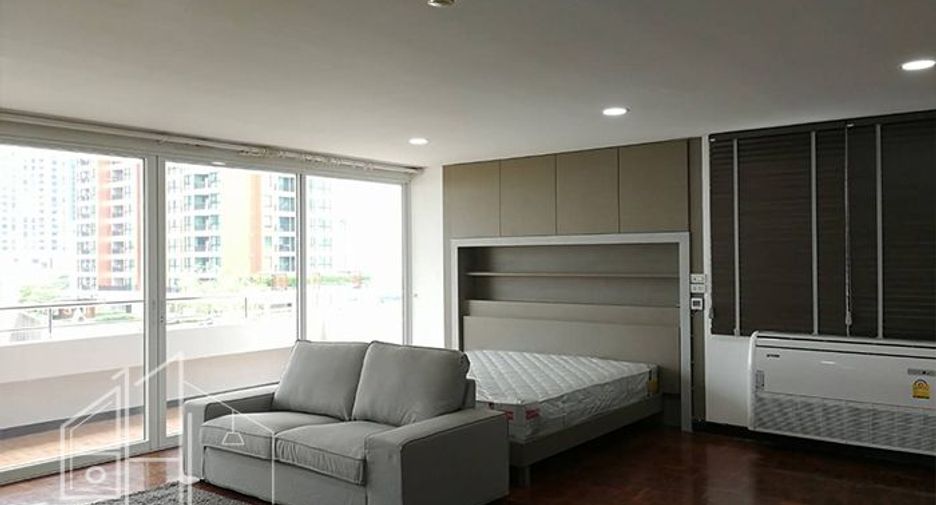 Аренда 3 спальни кондо в Щаттхана, Бангкок