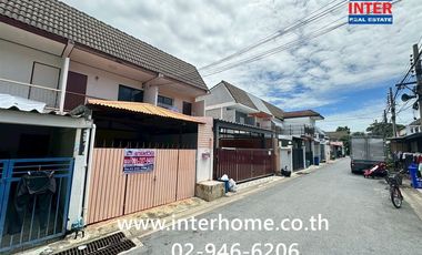 Reihenhaus zum Kauf mit 2 Zimmer in Sai Mai, Bangkok