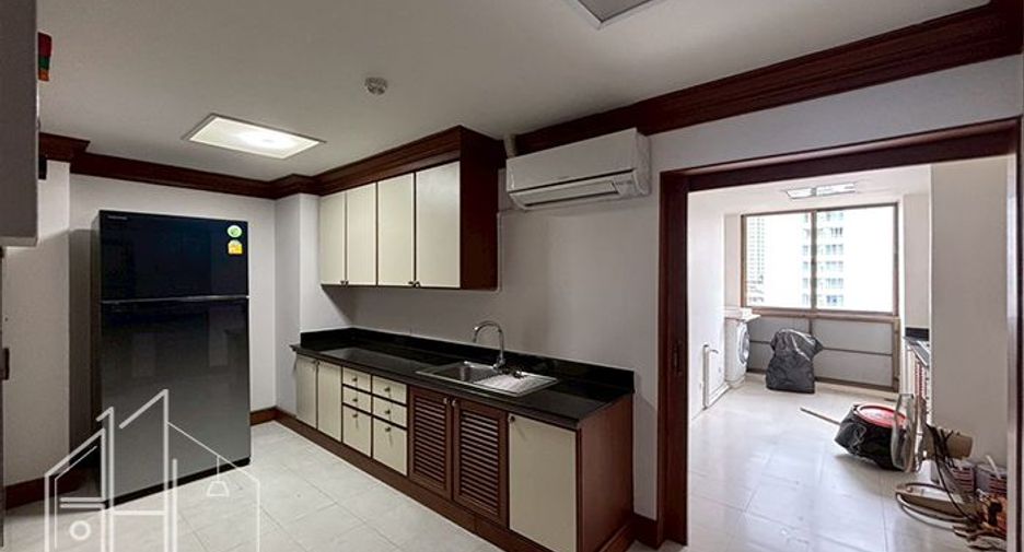 Wohnung zur Miete mit 4 Zimmer in Khlong Toei, Bangkok