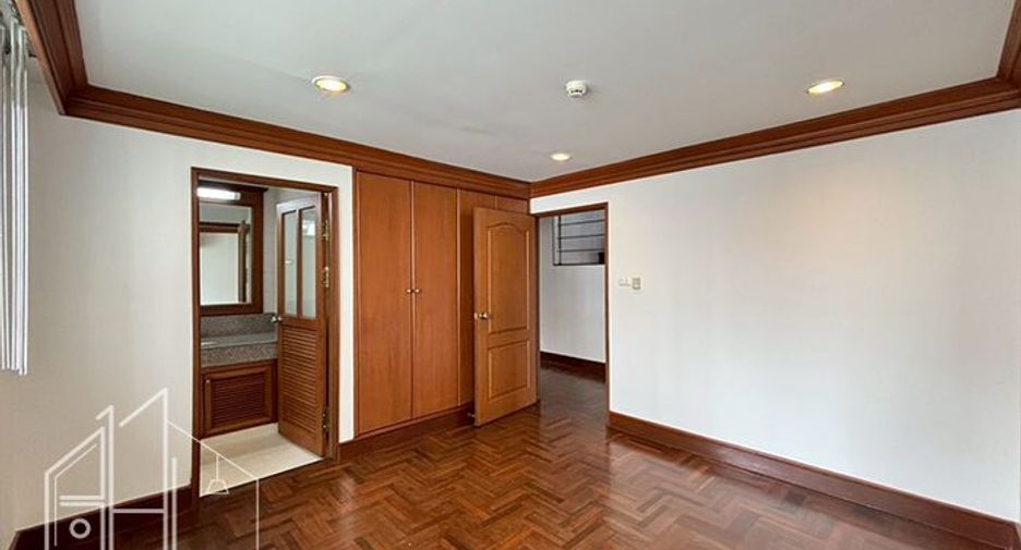 Wohnung zur Miete mit 4 Zimmer in Khlong Toei, Bangkok