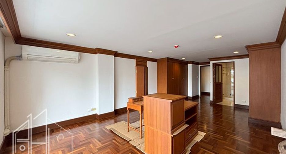 Wohnung zur Miete mit 4 Zimmer in Khlong Toei, Bangkok
