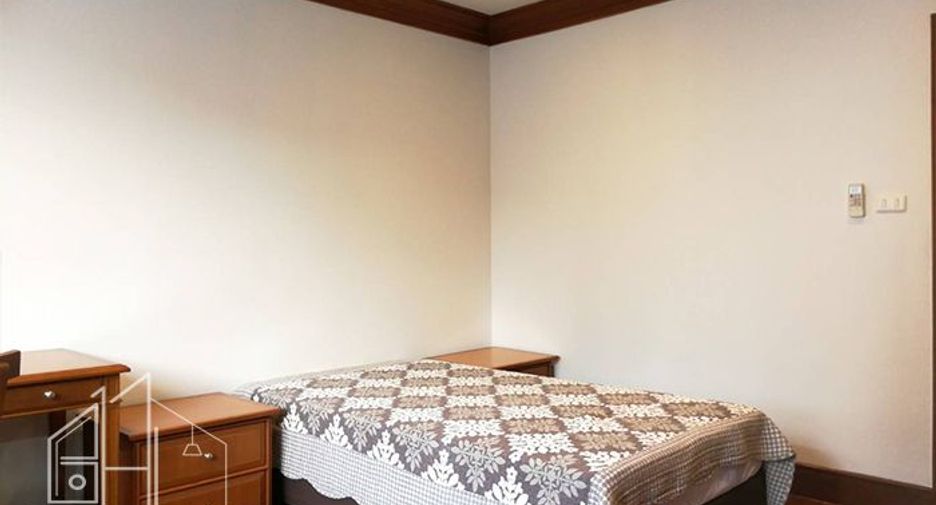Wohnung zur Miete mit 3 Zimmer in Khlong Toei, Bangkok