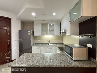 Condo en alquiler de 2 habitaciones en Khlong Toei, Bangkok