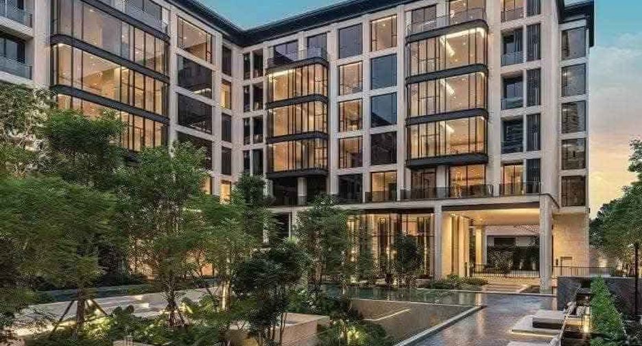 For rent 2 bedrooms condo in Watthana, Bangkok