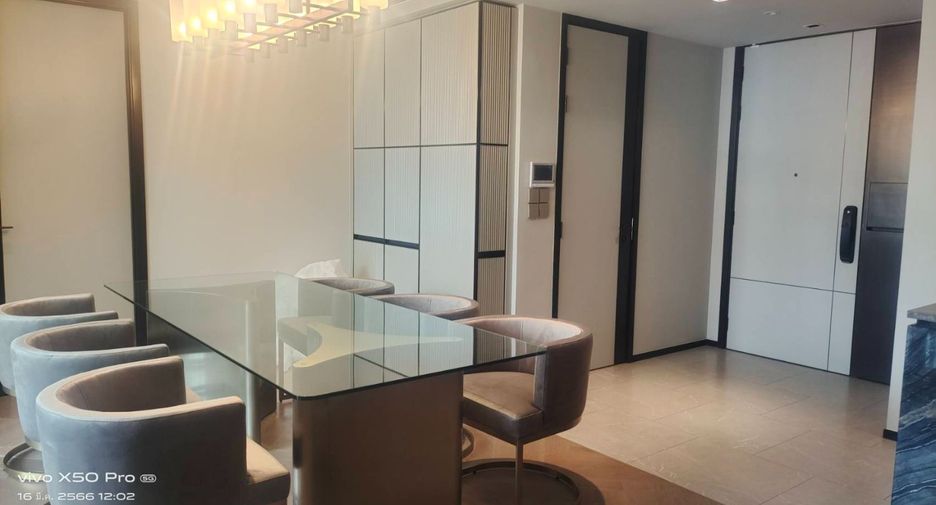 For rent 2 bedrooms condo in Watthana, Bangkok