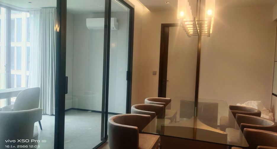 For rent 2 bedrooms condo in Watthana, Bangkok