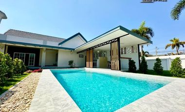 For sale 5 bedrooms villa in East Pattaya, Pattaya