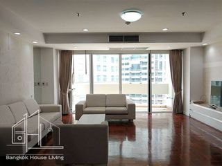 For rent 4 bedrooms condo in Khlong Toei, Bangkok