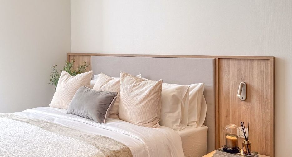 For sale 2 bedrooms condo in Watthana, Bangkok
