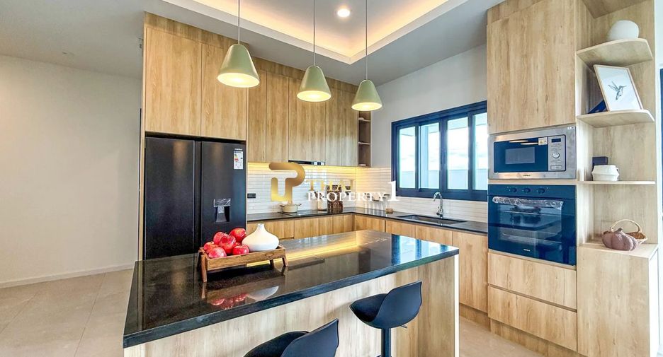For sale 3 bedrooms villa in Hua Hin, Prachuap Khiri Khan