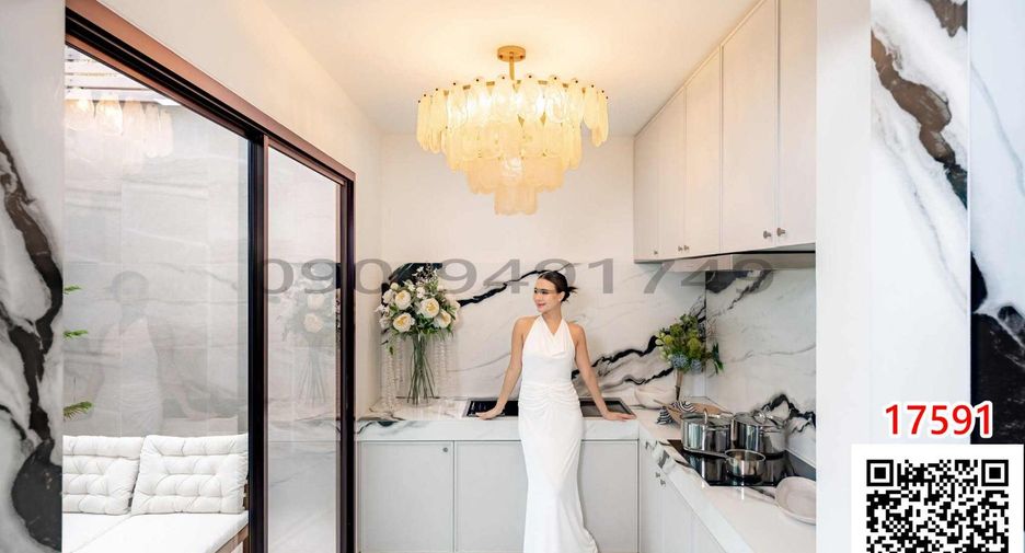Casa adosada en venta de 3 habitaciones en Bangkok Noi, Bangkok