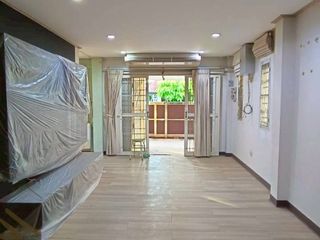 出售 3 卧室 独立屋 在 Saphan Sung, 曼谷