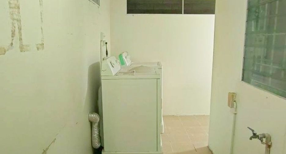 出售 3 卧室 独立屋 在 Saphan Sung, 曼谷