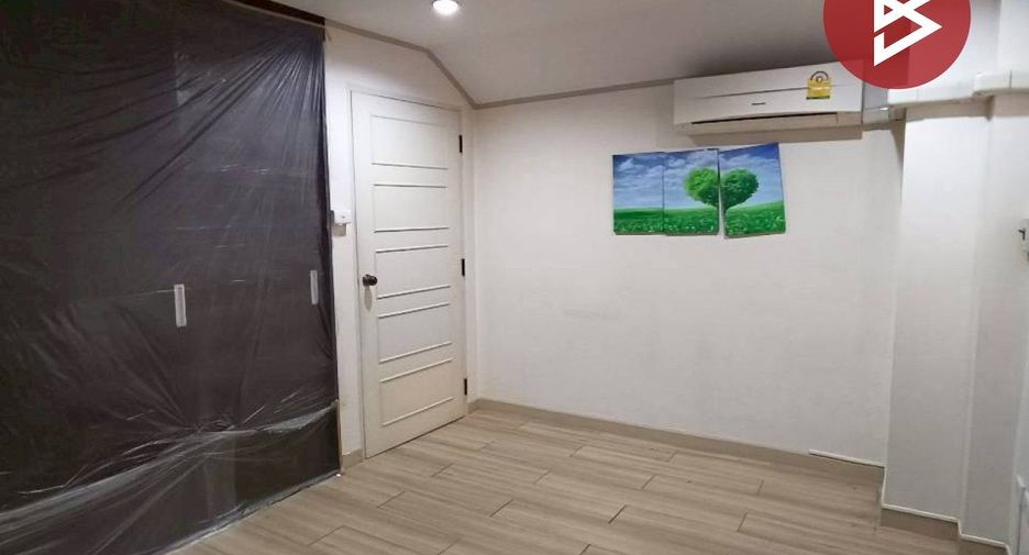 出售 3 卧室 独立屋 在 Saphan Sung, 曼谷