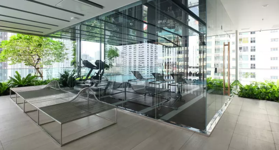 For rent 2 ベッドルーム condo in Pathum Wan, Bangkok