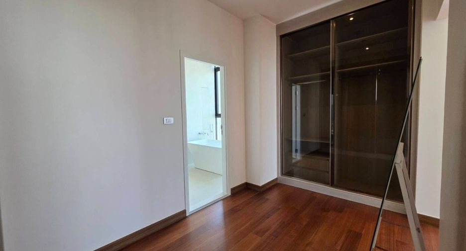 For rent 3 ベッドルーム condo in Bang Kho Laem, Bangkok