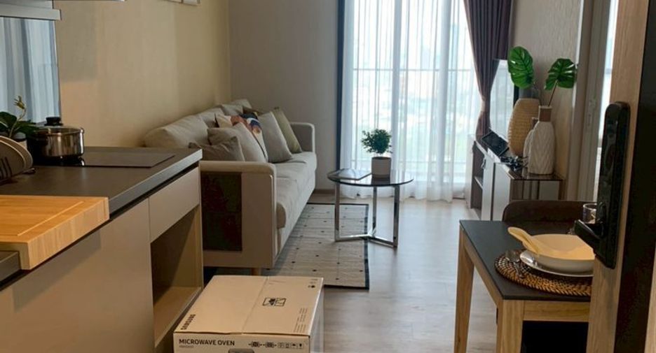 Condo en alquiler de 1 habitaciones en Khlong Toei, Bangkok