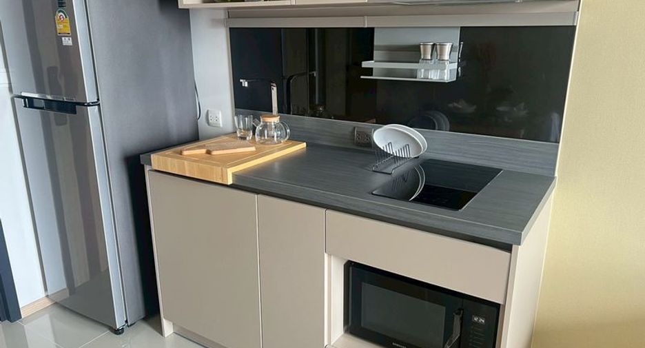 Condo en alquiler de 1 habitaciones en Khlong Toei, Bangkok