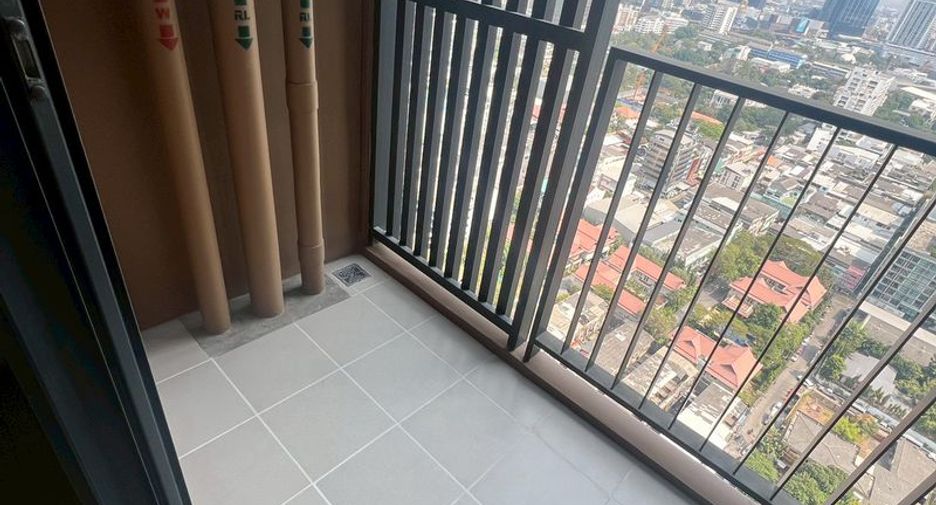Condo en alquiler de 1 habitaciones en Khlong Toei, Bangkok