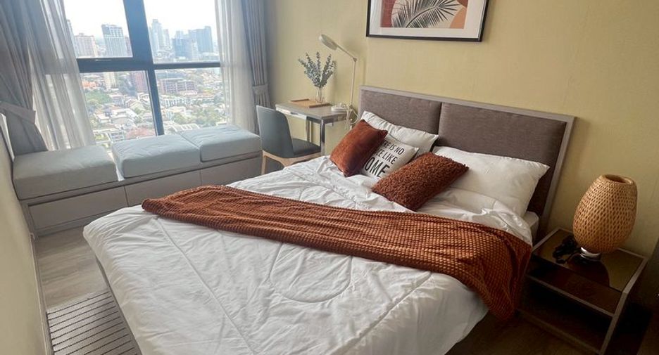 Condo en alquiler de 1 habitaciones en Khlong Toei, Bangkok
