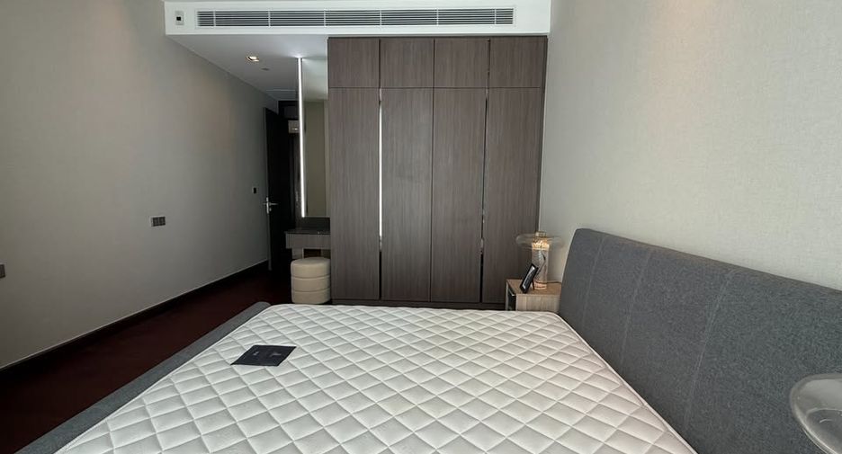 Condo en alquiler de 2 habitaciones en Khlong Toei, Bangkok
