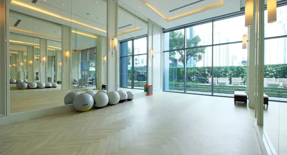 Condo en alquiler de 2 habitaciones en Khlong Toei, Bangkok