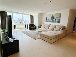 For rent 3 ベッドルーム condo in Watthana, Bangkok