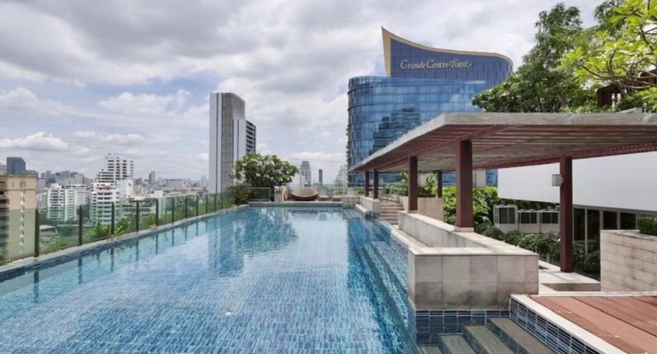 Condo en alquiler de 3 habitaciones en Watthana, Bangkok