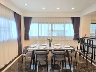 For rent 3 bedrooms condo in Watthana, Bangkok